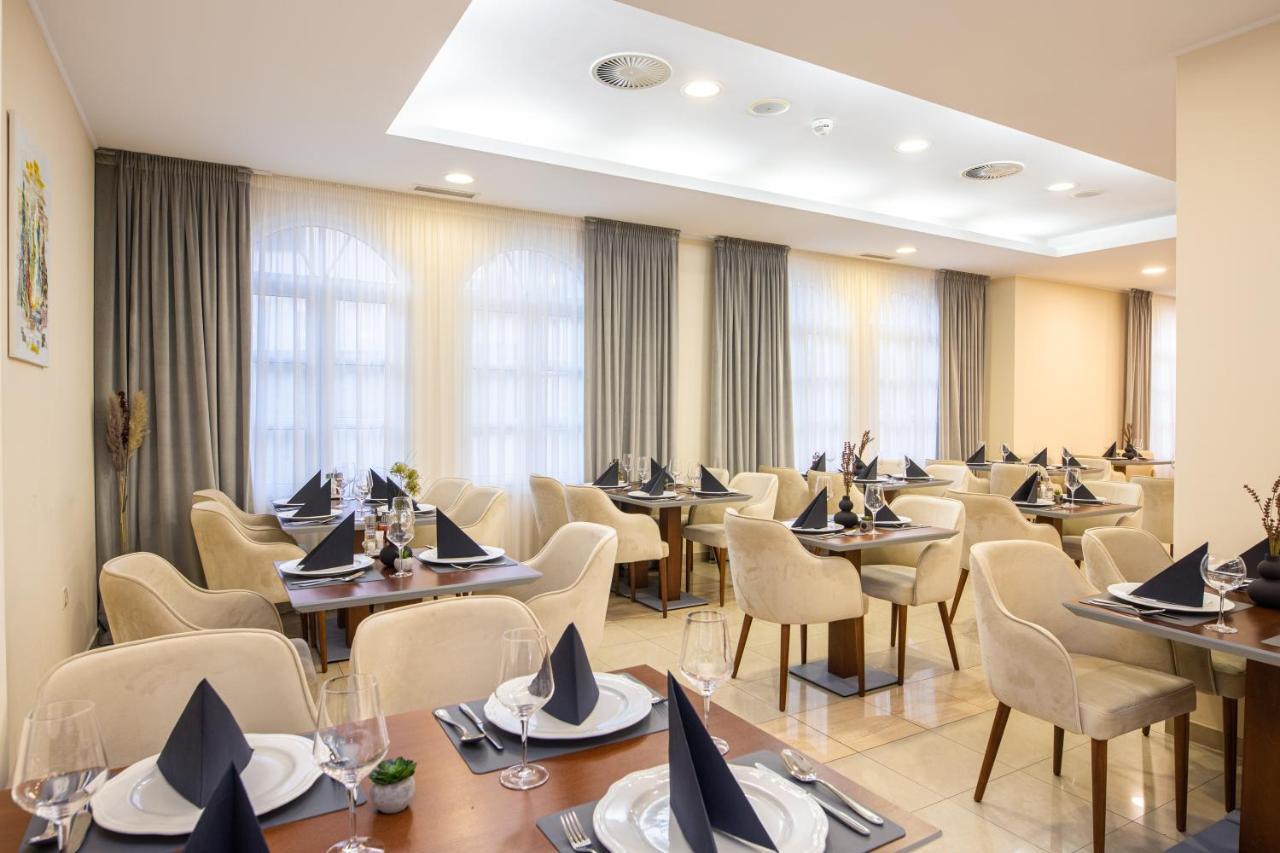Hotel Bella Vista Drvenik  Eksteriør bilde