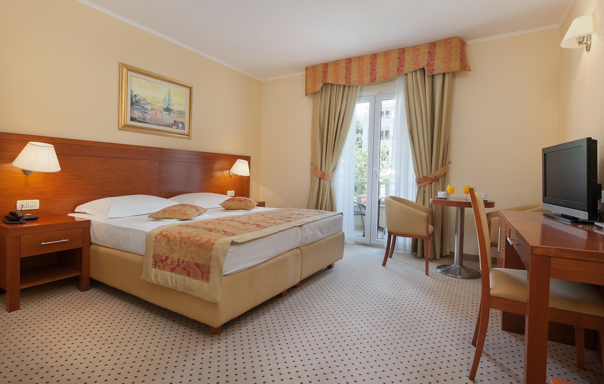 Hotel Bella Vista Drvenik  Eksteriør bilde