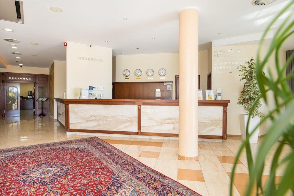 Hotel Bella Vista Drvenik  Eksteriør bilde