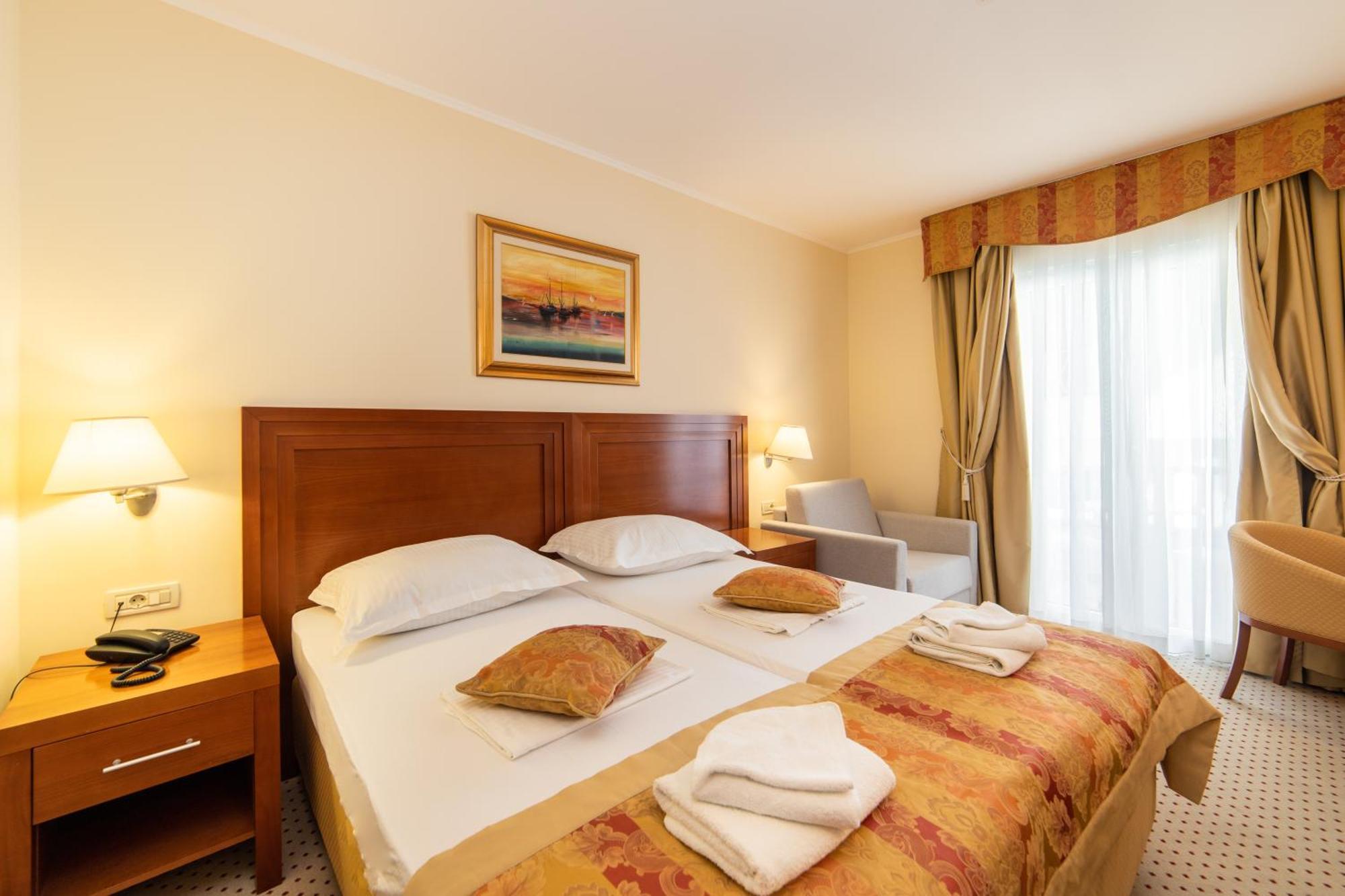 Hotel Bella Vista Drvenik  Eksteriør bilde