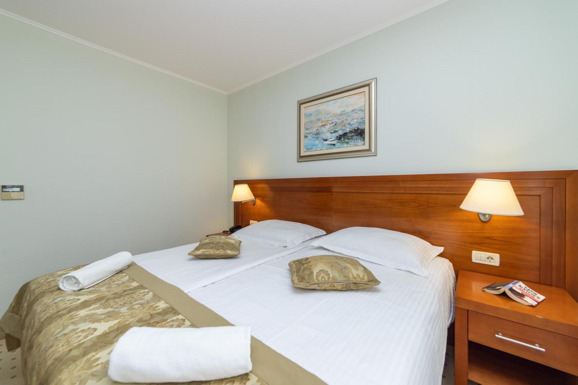 Hotel Bella Vista Drvenik  Eksteriør bilde